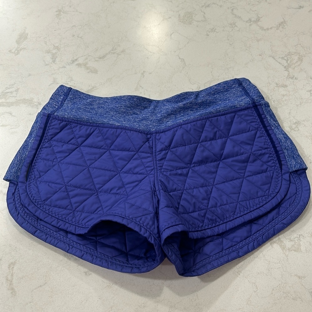 Lululemon Hot Cheeks Quilted Down Short Size 4